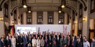 Comercializadores acuerdan disminuir costo de productos perecederos para contener inflación: presidenta Sheinbaum