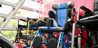 Distribuye DIF Estatal apoyos funcionales en nueve municipios .