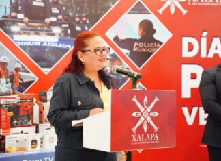 Ayuntamiento celebra a sus policías; Xalapa tiene a la mejor corporación de Veracruz: Daniela Griego