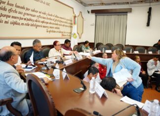 Mujeres trabajan por el bien de Xalapa; son las principales gestoras en el Día del Pueblo