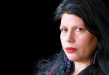 Dolores Reyes escribe desde la herida abierta que deja la violencia de género.