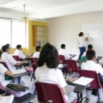 Retornan a las aulas más de 1.6 millones de alumnos en Veracruz.