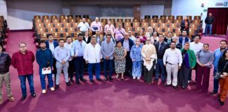 Atiende diputado Esteban Bautista a representantes sindicales.