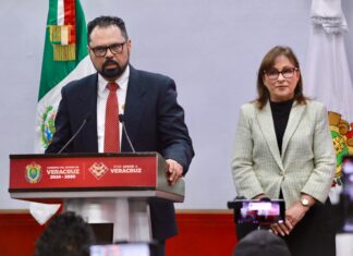 Veracruz reduce deuda bancaria, mejora condiciones financieras y libera recursos para obra pública.