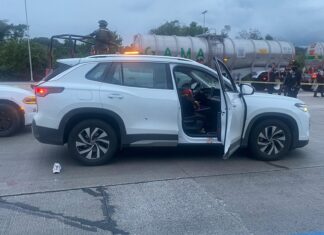 Muere doctora en confusión durante persecución policial en autopista México–Tuxpan.