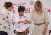 Respalda Gobierno de Veracruz entrega de 91 viviendas en Coatzacoalcos.