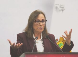 Destaca Rocío Nahle avance de mujeres en la política y proceso de relevo en Morena.