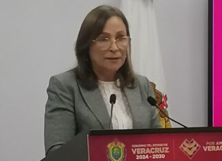 Reporta Nahle alta afluencia turística en Veracruz pese a campañas de desprestigio.