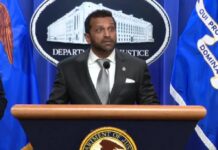 Kash Patel Direcctor del FBI demanda a Diario por difamación.