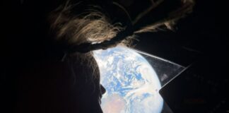 Artemis II hace historia al orbitar el lado oculto de la luna .