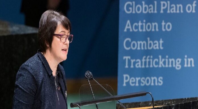 Exigen justicia y rendición de cuentas para jóvenes y niñas víctimas del Caso Epstein.