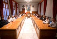 Poderes Legislativo y Ejecutivo suman esfuerzos por el bien de Veracruz.