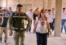 Supervisa Rocío Nahle cuartel de Guardia Nacional en Coyutla .