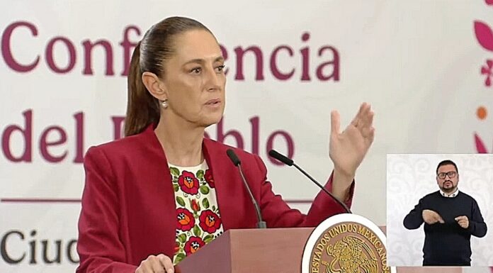 Sheinbaum plantea conexión ferroviaria entre el AIFA y Veracruz para transporte de pasajeros y carga.