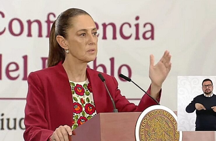 Sheinbaum plantea conexión ferroviaria entre el AIFA y Veracruz para transporte de pasajeros y carga.