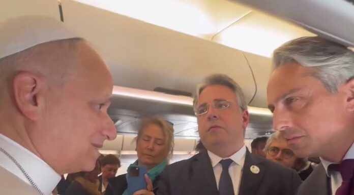 El papa León XIV responde a Trump: “No le tengo miedo”, “seguiré hablando contra la guerra”.