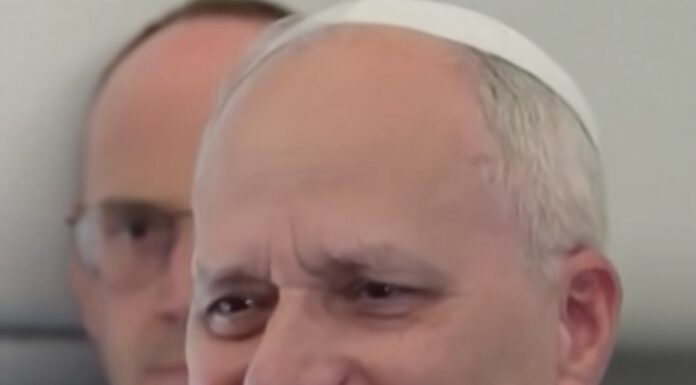 “No es de mi interés debatir con Trump”, aclara Papa León XIV