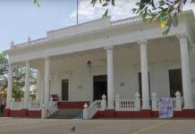 En Teocelo denuncian en Cabildo Abierto irregularidades en entrega de despensas del DIF.