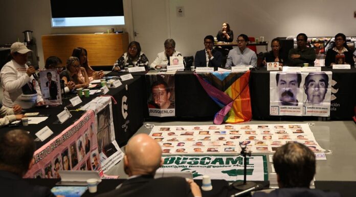 Volker Türk se reúne con víctimas por crisis de personas desaparecidas en México