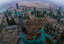 Emiratos anuncia su salida de la OPEP .