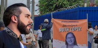 Bukele arremete contra medios y defensoras en El Salvador.
