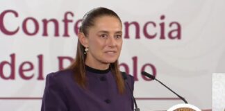 Sheinbaum descarta riesgos para México por entrega de exfuncionarios de Sinaloa a EU; rechaza señalamientos de “narcogobierno”