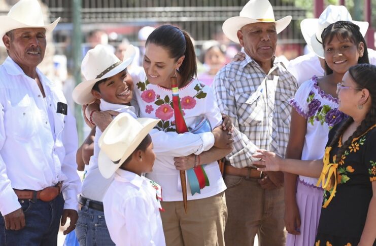 En Sonora, presidenta Sheinbaum restituye 239 hectáreas a pueblo yaqui