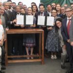 Presidenta anuncia acuerdo para que trabajadores del Estado ganen el salario medio del IMSS
