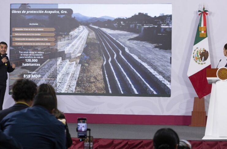 Presidenta Sheinbaum informa de obras para prevenir inundaciones en casi todos los municipios.