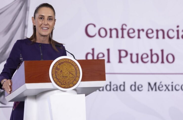 Mujeres trabajadoras en EU contribuyen 1.1 billones de dólares a la economía estadounidense: Presidenta Sheinbaum