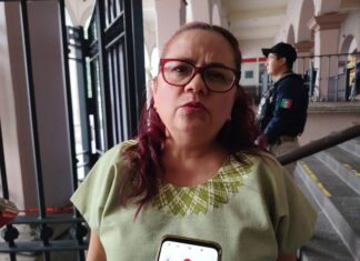 Fiscalía investiga aparición de lonas en distintos puntos de Xalapa