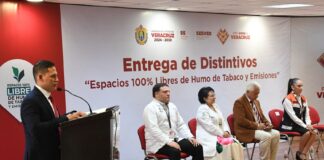 Entrega Salud distintivos a espacios 100% libres de humo