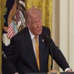 “Si no van a hacer el trabajo, nosotros lo haremos”, advierte Donald Trump.