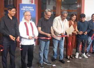 Alumnado UV crean obras artísticas para celebrar 35 años de Matraca, A. C
