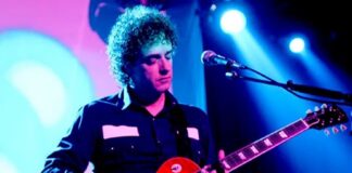 Netflix prepara documental sobre Gustavo Cerati con estreno previsto en 2027.