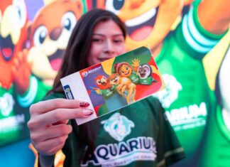 La ola mundialista llegó al Aquarium con boleto conmemorativo.