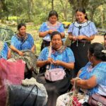 Realizan SECVER y FONART tercera jornada de acopio artesanal en Xalapa.