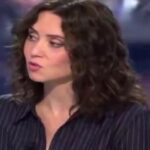 Ayuso acusa a Pedro Sánchez de abandonarla en México y responsabiliza a Sheinbaum por “ponerla en peligro”