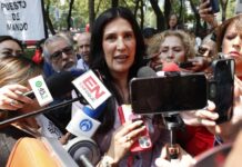 Kenia López Rabadán llama a definir postura frente al crimen organizado.