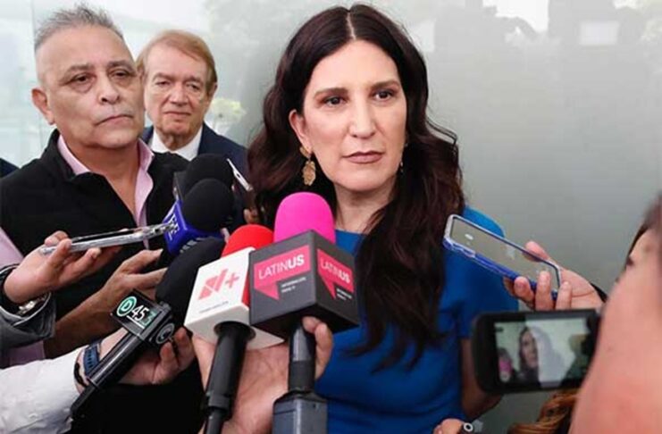 Diputados de Chihuahua promueven solicitud de juicio político contra Maru Campos