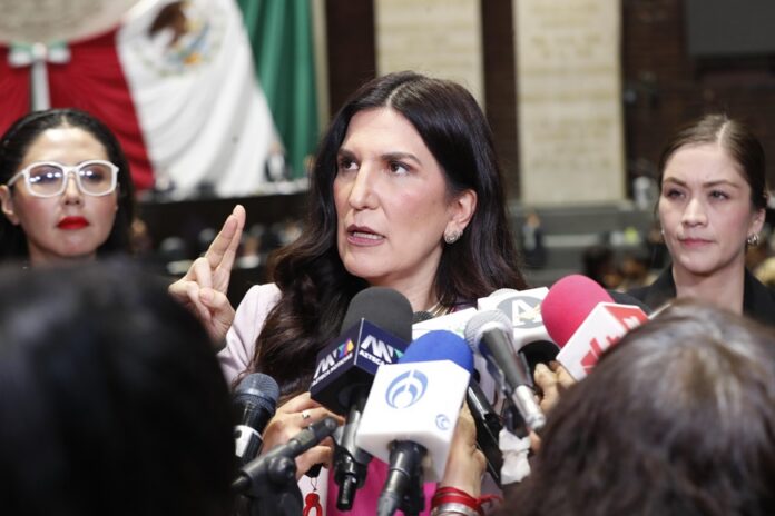 Kenia Lopez Rabadan 28.05.2026