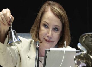 No descarta convocar a un periodo extraordinario: Laura Itzel Castillo.