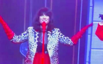Laura Pausini deleitó al público mexicano con más de tres horas de concierto.
