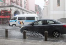 Lluvias por interacción de vaguada por Frente Frío 50 deja afectaciones menores en Xalapa.