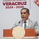 Revisarán 80 mil concesiones para ordenar y modernizar el transporte público en Veracruz.