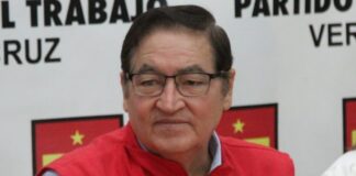 El PT Veracruz no descarta posible llegada de Héctor Yunes Landa.