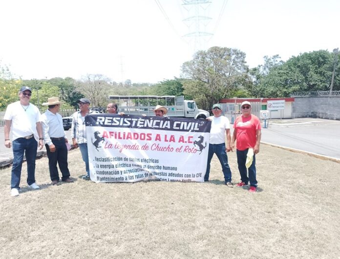 Resistencia civil laguna Verde bloqueo