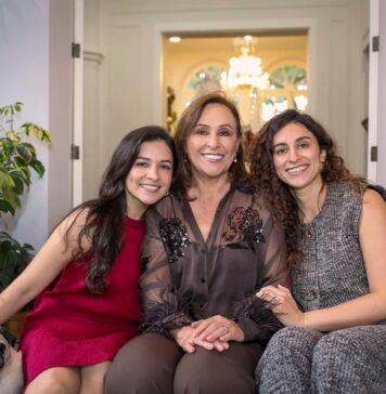 Rocío Nahle felicita a las madres en este su día .
