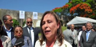 #Video: Nahle invita a asistir al informe presidencial en el puerto de Veracruz.