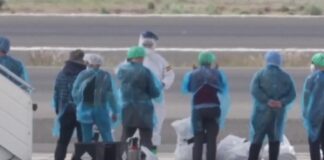 Desembarco escalonado de pasajeros de crucero con hantavirus terminará el lunes.